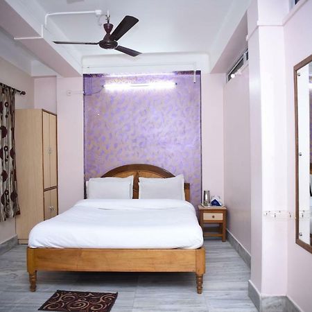 Spot On 37646 Hotel Centre Palace Silchar Eksteriør billede
