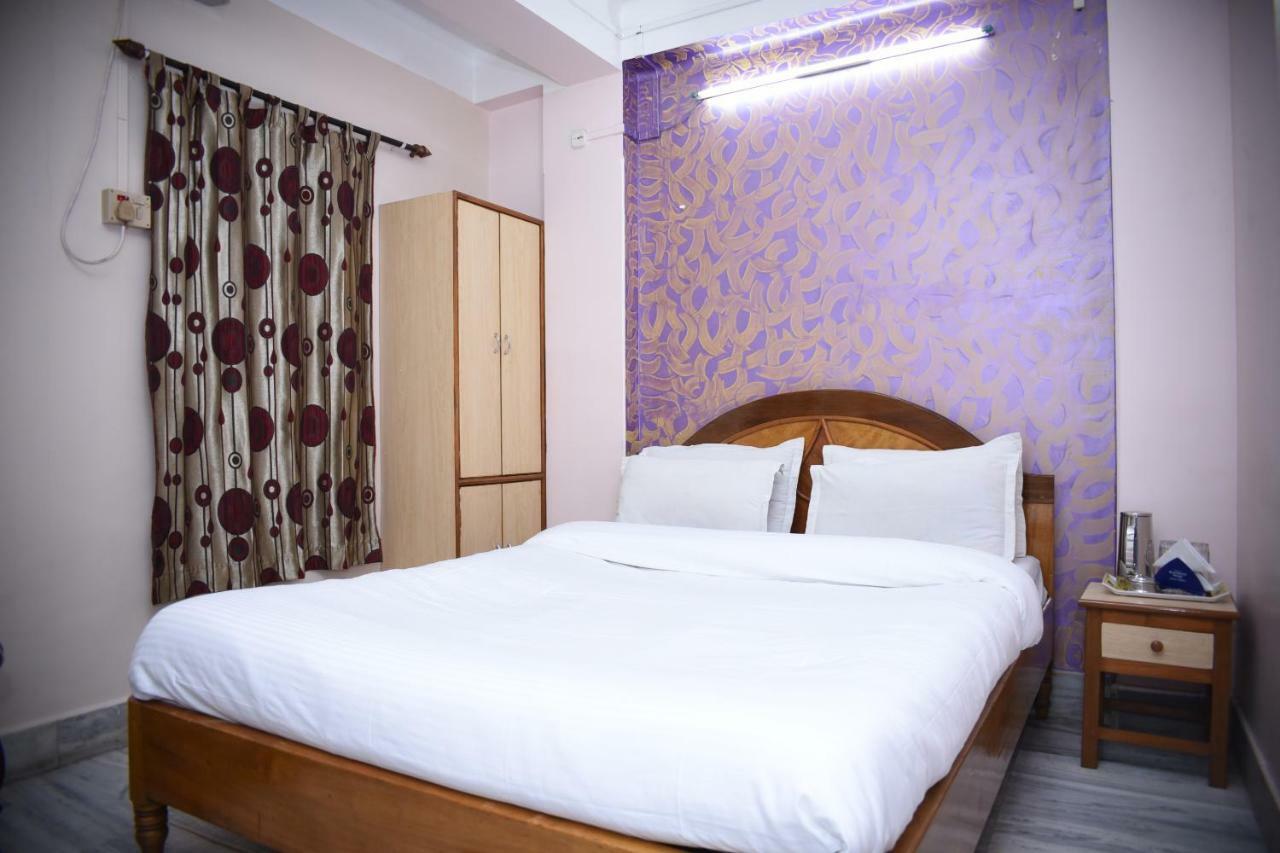 Spot On 37646 Hotel Centre Palace Silchar Eksteriør billede
