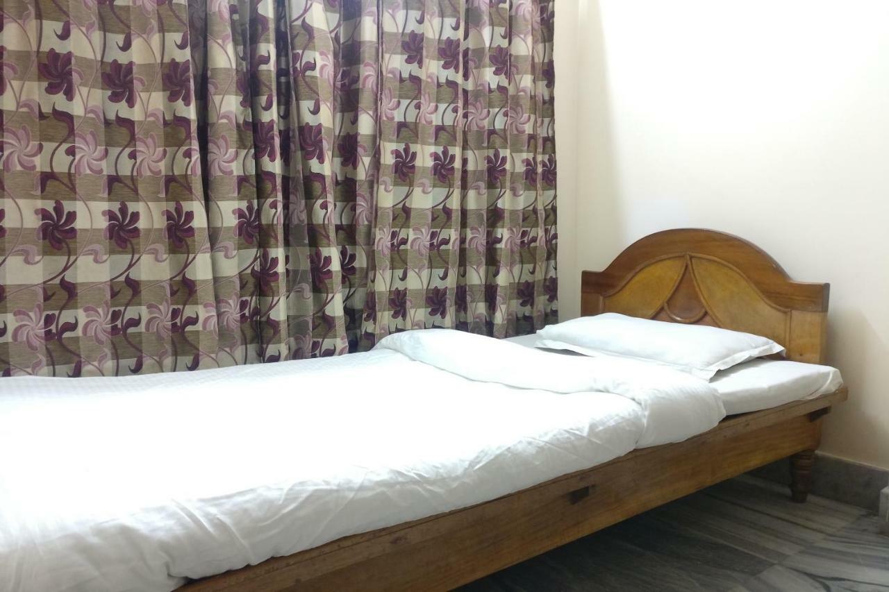 Spot On 37646 Hotel Centre Palace Silchar Eksteriør billede